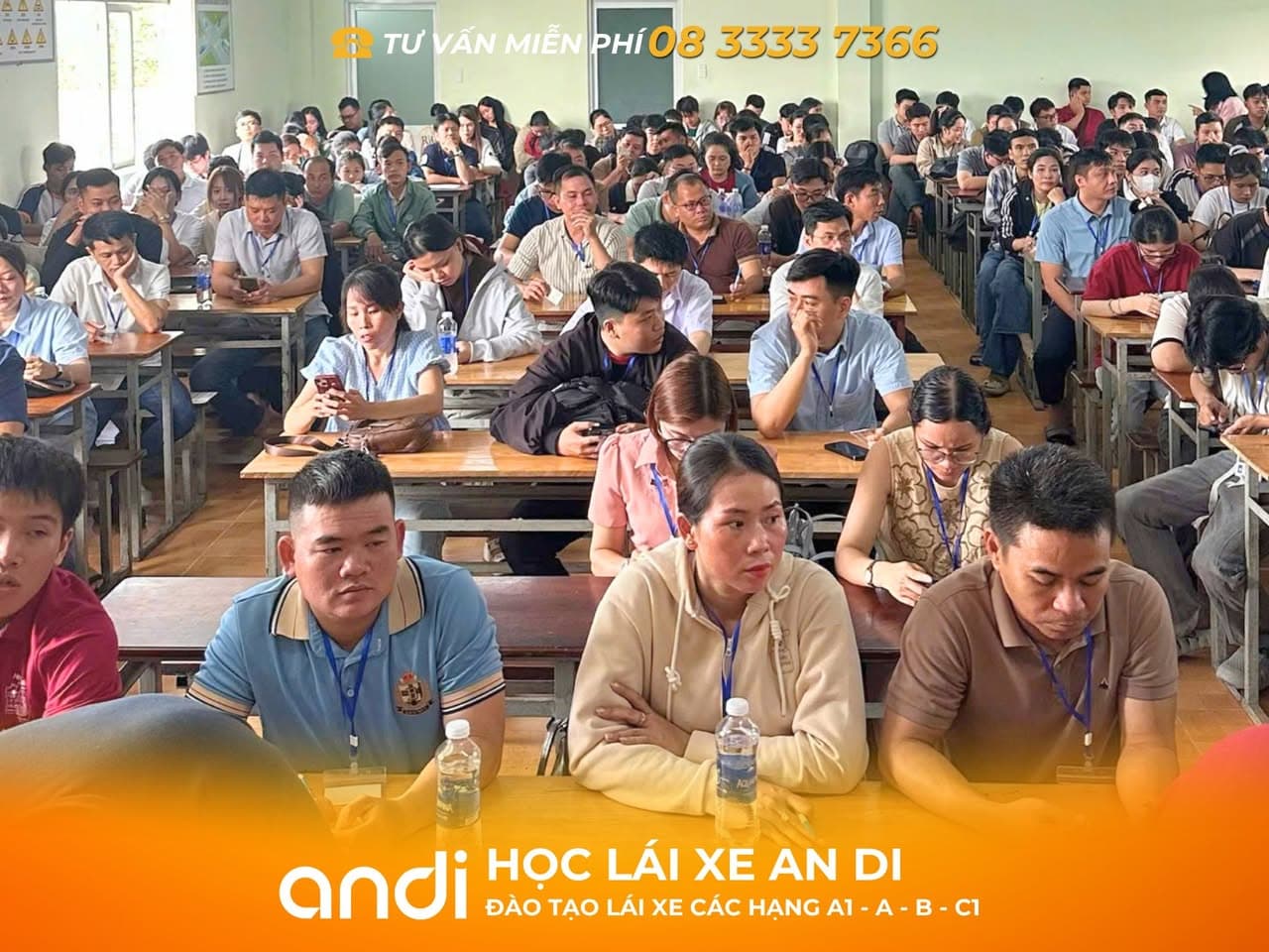 Học viên trong buổi học